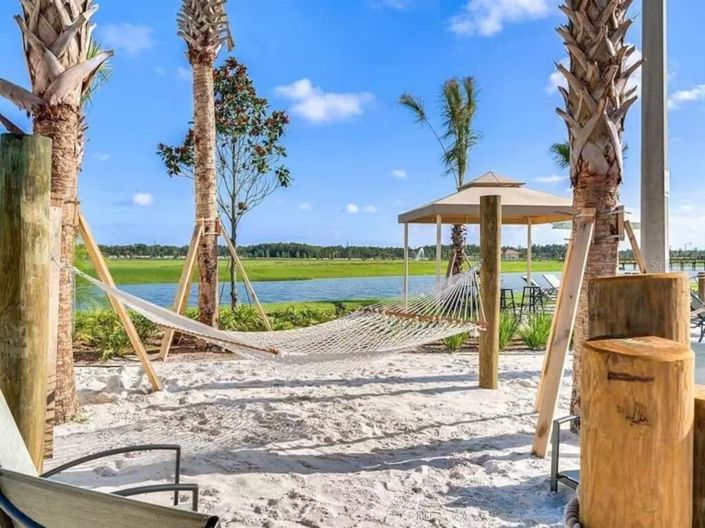 Image No.32-5 Bed Townhouse for sale