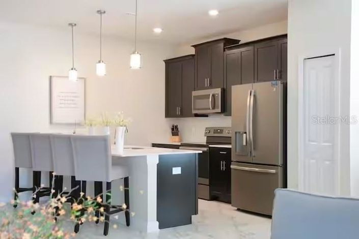 Image No.6-5 Bed Townhouse for sale