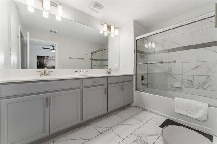 Image No.24-5 Bed Townhouse for sale