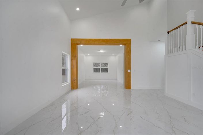 Image No.10-5 Bed Property for sale