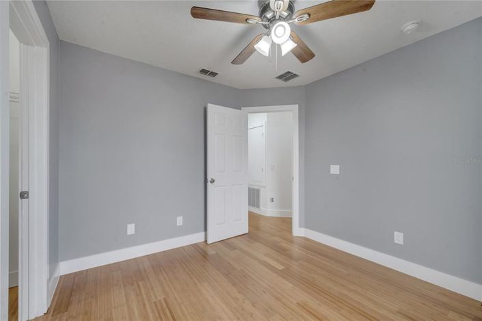 Image No.52-5 Bed Property for sale