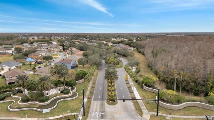 Image No.60-5 Bed Property for sale