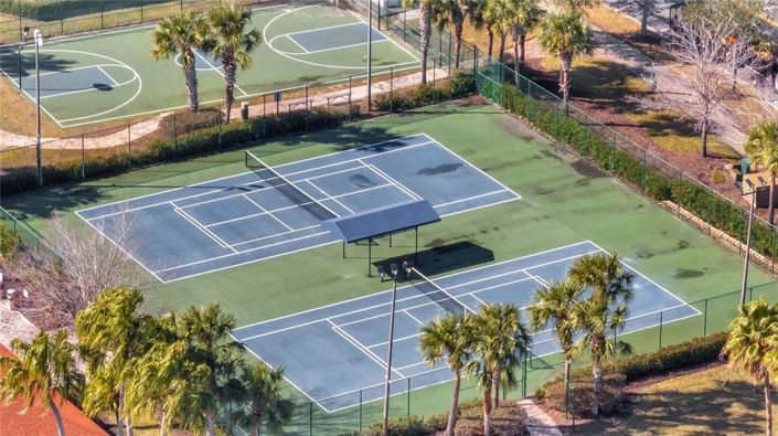 Image No.70-5 Bed Property for sale