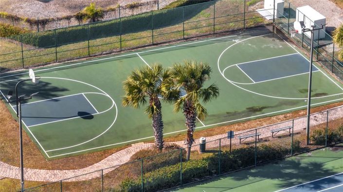 Image No.71-5 Bed Property for sale