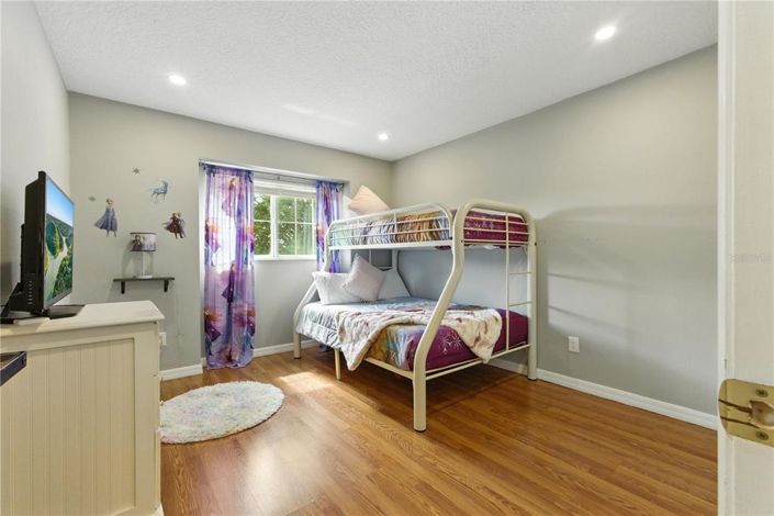 Image No.31-5 Bed Property for sale