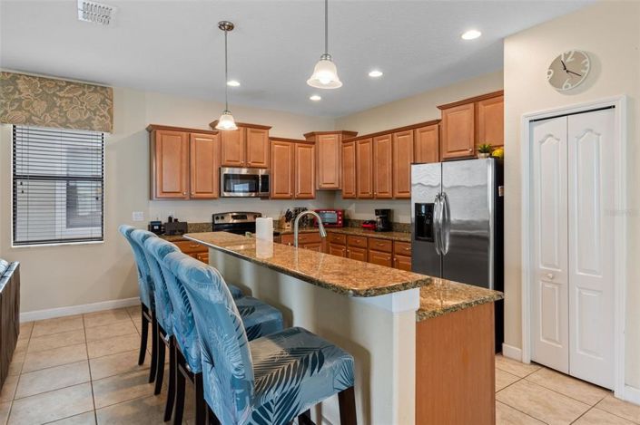 Image No.8-4 Bed Property for sale