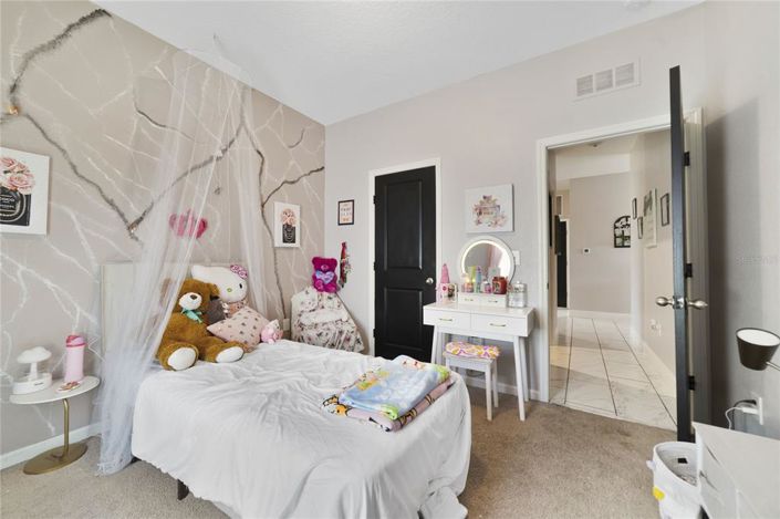 Image No.19-4 Bed Property for sale