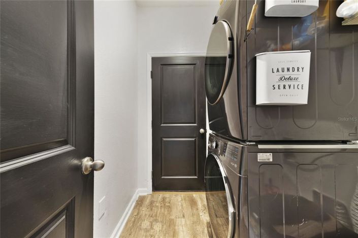 Image No.20-4 Bed Property for sale