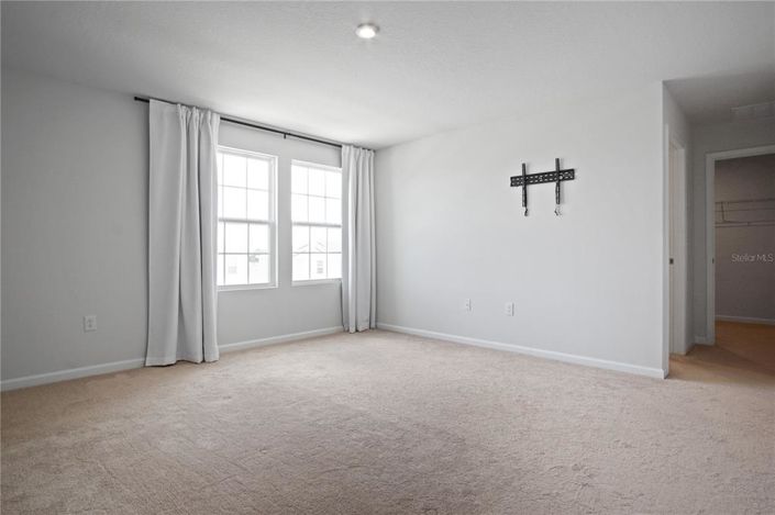 Image No.20-4 Bed Property for sale