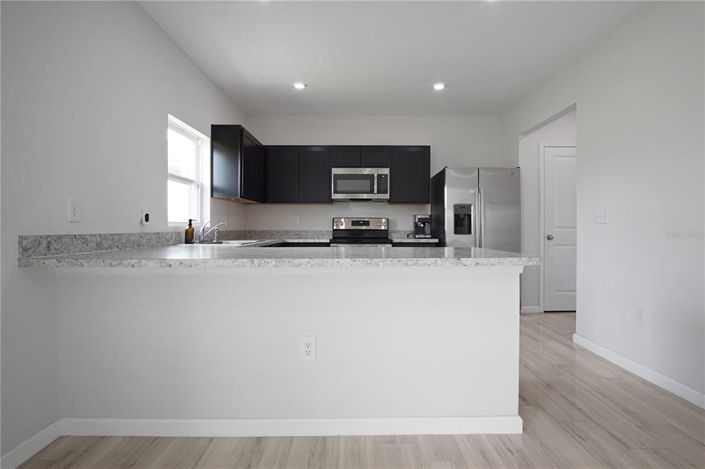 Image No.7-4 Bed Property for sale