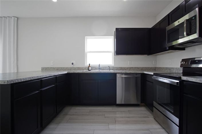 Image No.8-4 Bed Property for sale