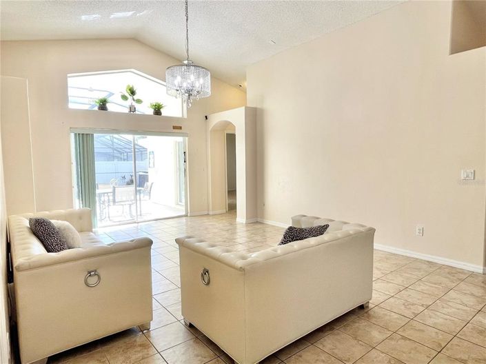 Image No.14-Propriété de 4 chambres à vendre à Kissimmee