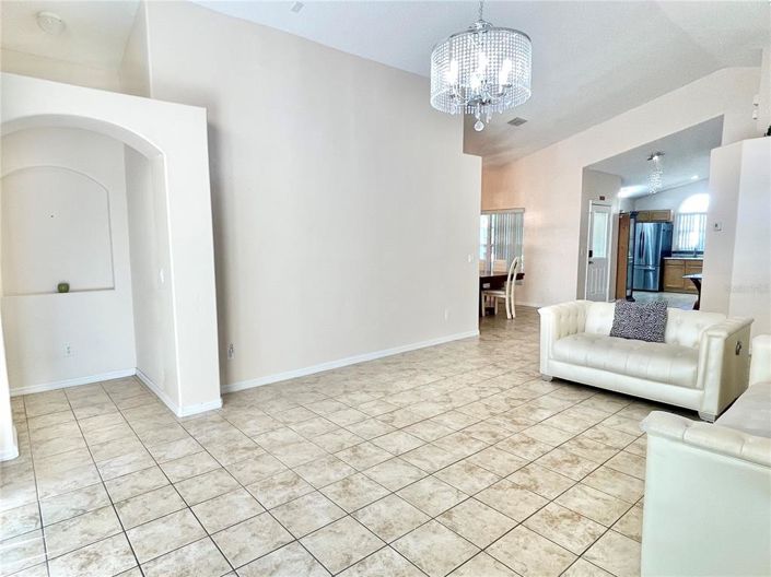 Image No.15-Propriété de 4 chambres à vendre à Kissimmee