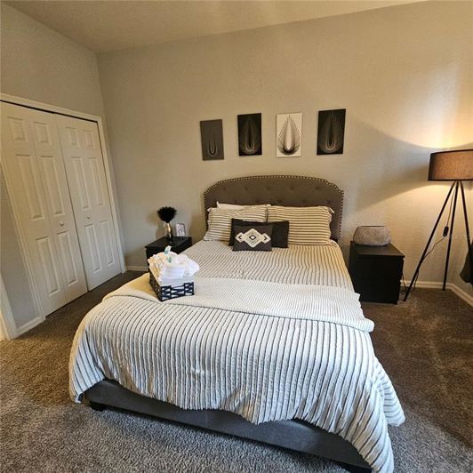 Image No.12-4 Bed Townhouse for sale