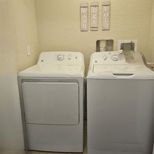 Image No.20-4 Bed Townhouse for sale