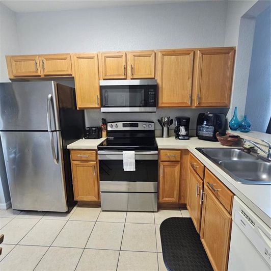 Image No.4-4 Bed Townhouse for sale