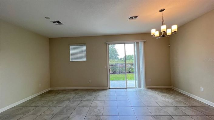 Image No.13-3 Bed Townhouse for sale