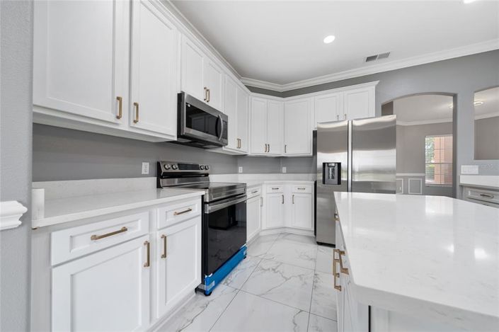 Image No.14-4 Bed Property for sale