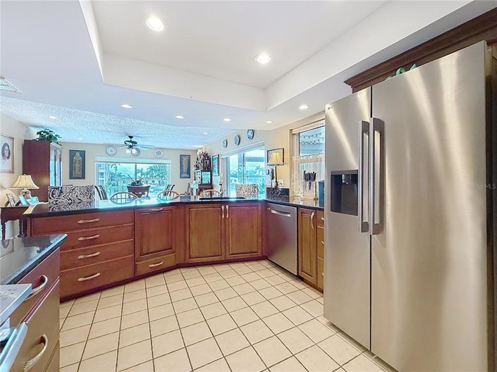 Image No.14-3 Bed Property for sale