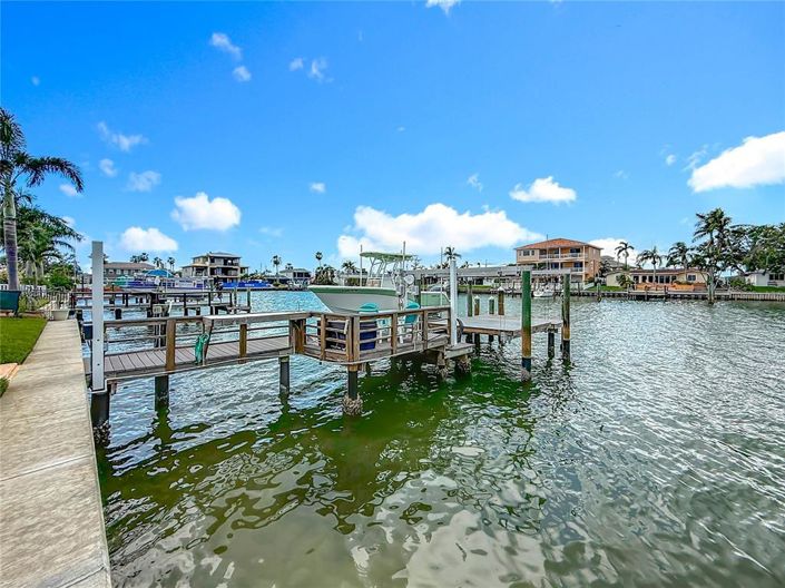 Image No.44-3 Bed Property for sale