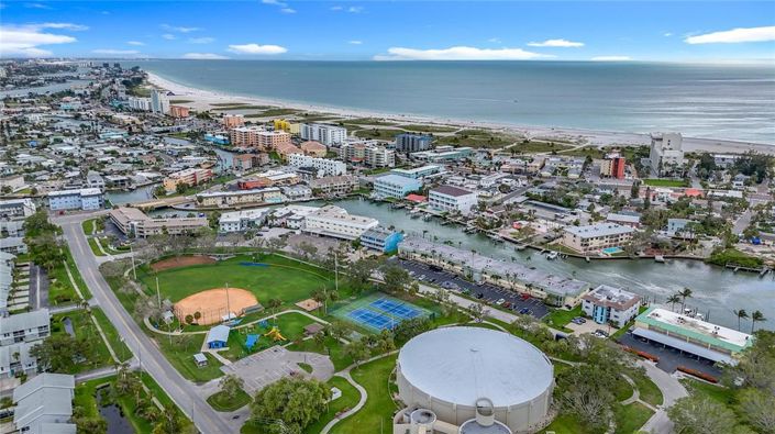 Image No.48-3 Bed Property for sale