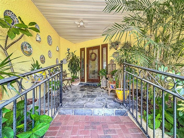 Image No.56-3 Bed Property for sale