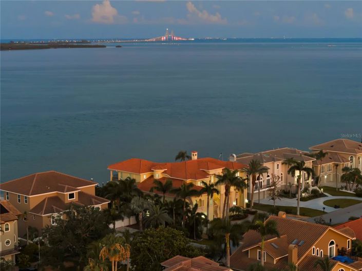 Image No.7-Propriété de 4 chambres à vendre à Tierra Verde 