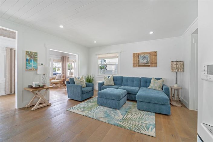 Image No.8-4 Bed Property for sale