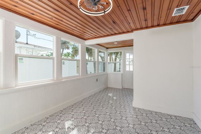 Image No.8-Propriété de 2 chambres à vendre à Floride