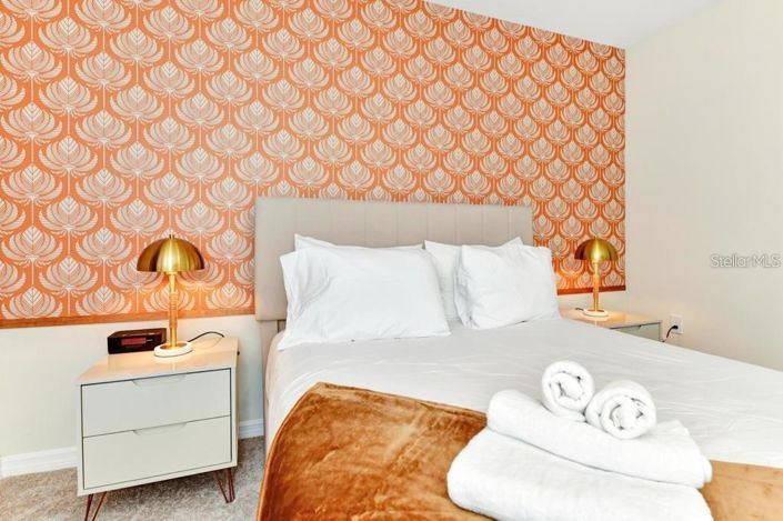 Image No.38-6 Bed Property for sale