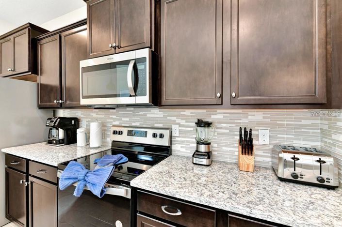 Image No.9-6 Bed Property for sale