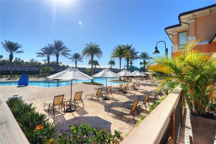 Image No.65-4 Bed Townhouse for sale