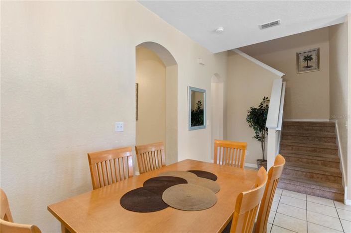 Image No.7-4 Bed Townhouse for sale