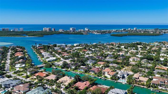 Image No.5-Propriété de 4 chambres à vendre à Sarasota