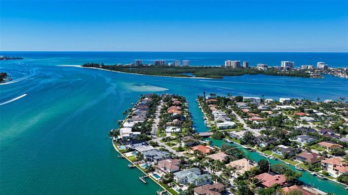 Image No.7-Propriété de 4 chambres à vendre à Sarasota