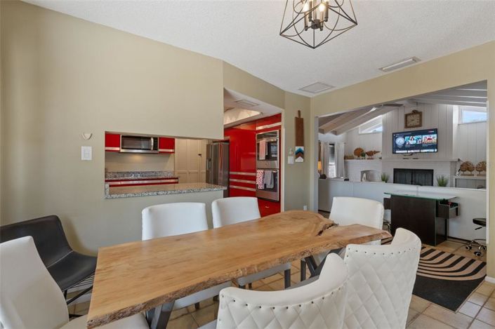 Image No.17-3 Bed Property for sale