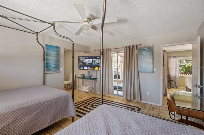 Image No.25-3 Bed Property for sale