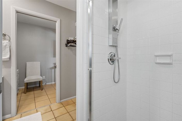 Image No.28-3 Bed Property for sale