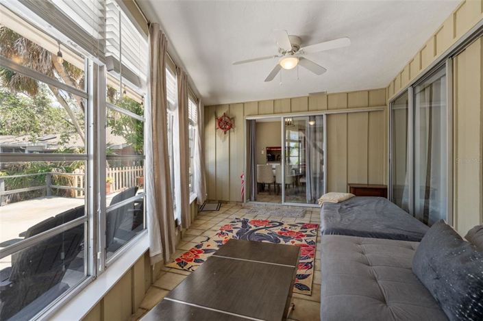 Image No.32-3 Bed Property for sale