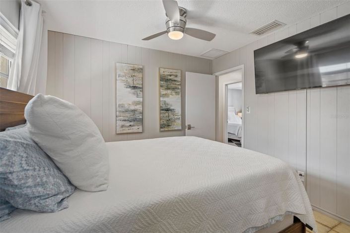 Image No.36-3 Bed Property for sale