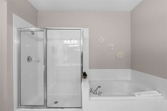 Image No.36-2 Bed Property for sale