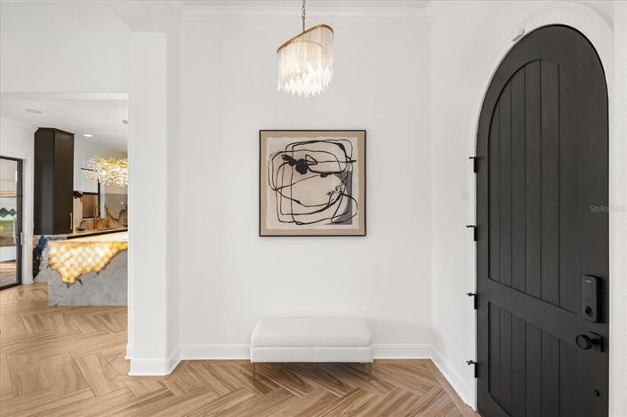 Image No.16-4 Bed Property for sale