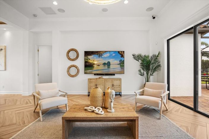 Image No.37-4 Bed Property for sale