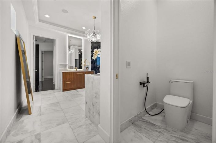 Image No.44-4 Bed Property for sale