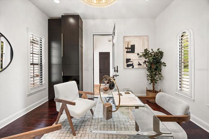 Image No.55-4 Bed Property for sale