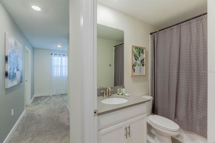 Image No.35-6 Bed Property for sale