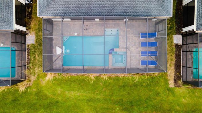 Image No.55-6 Bed Property for sale