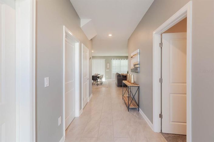 Image No.71-6 Bed Property for sale