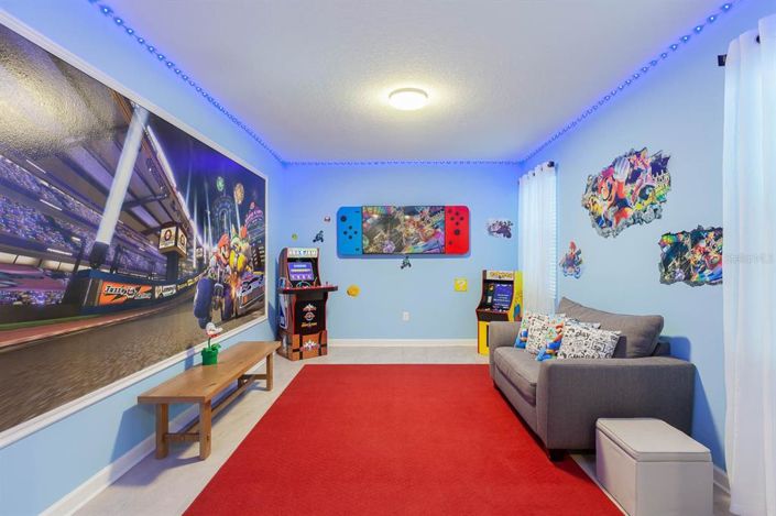 Image No.78-6 Bed Property for sale