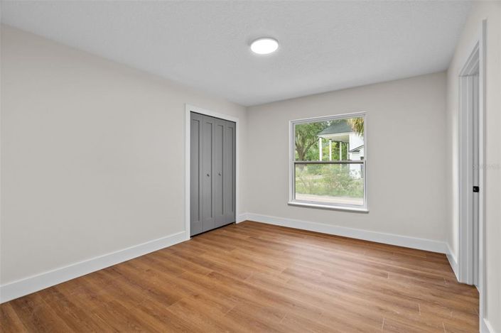 Image No.19-4 Bed Property for sale